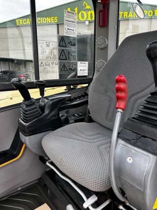 Miniexcavadora Volvo ECR58D