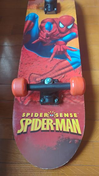Monopatín Spiderman Infantil