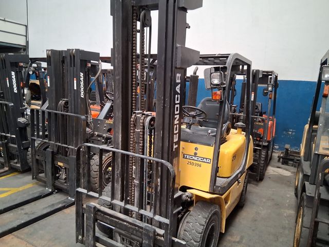 Carretilla elevadora Tecnocar 25D396