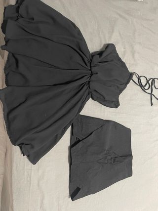 Vestido negro y falda - short 