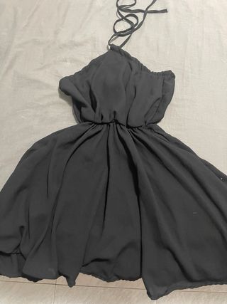 Vestido negro y falda - short 