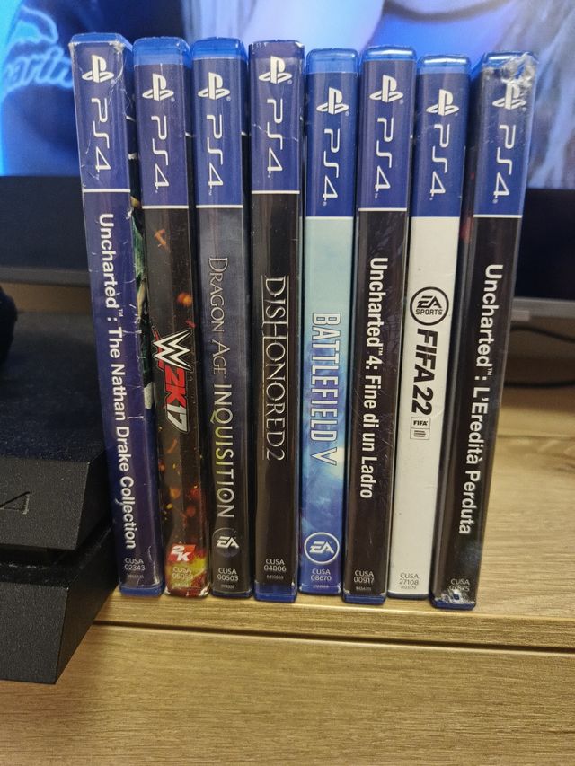 PS4 (PlayStation 4) - Console