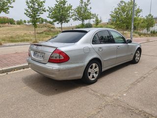 Mercedes-Benz Clase E 2006