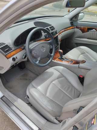 Mercedes-Benz Clase E 2006