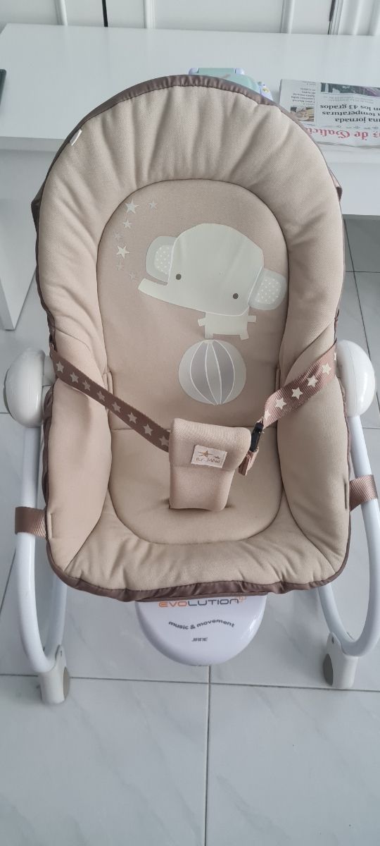 Hamaca bebé Jane Evolution música y movimiento