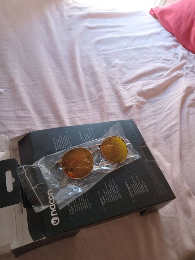 Gafas redondas doradas