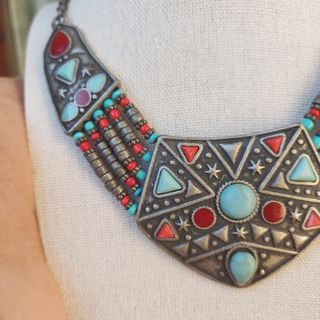 Collana etnica turchese e rossa