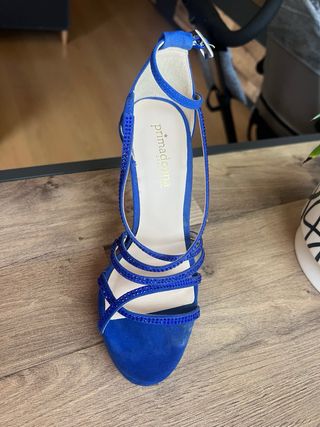 Zapatos tacón azu electrico