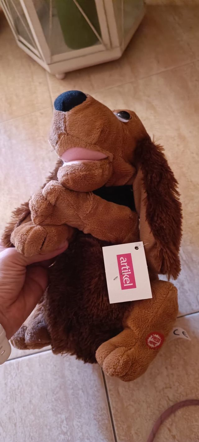 Peluche perro marrón