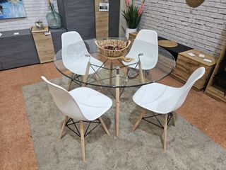 Mesa cristal + 4 sillas blancas