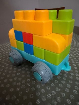 Puzzle Peppa Pig y varios juguetes