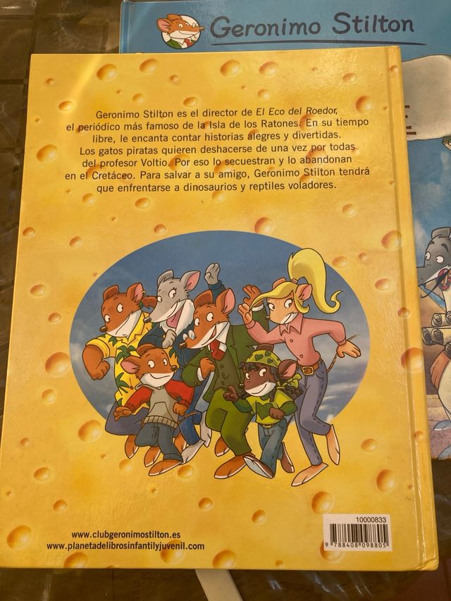 Dinosaurios en acción: Cómic Geronimo Stilton 7 

