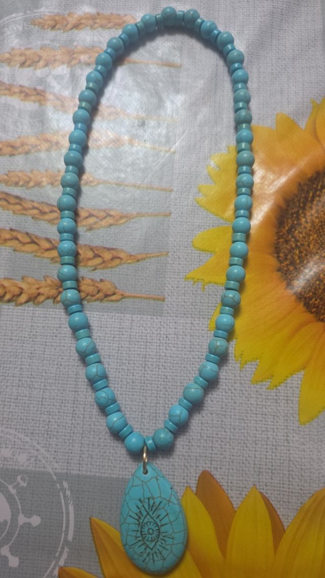 Collar turquesa para vestir