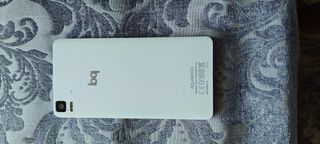 Bq Aquaris E5 blanco