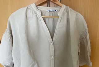 Blusa Zara lino beige