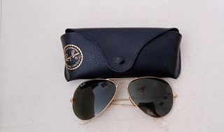 Ray-Ban Aviator: Gafas de sol doradas