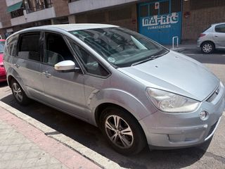 Ford S-MAX 2010