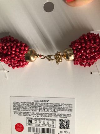 Maxi collar rojo. Zara. De estreno