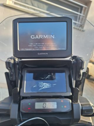 Honda Africa Twin AT 2022