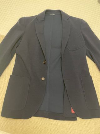 Americana azul Purificación García talla 48 M