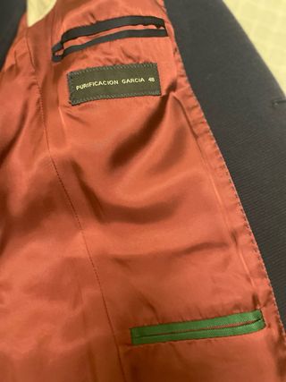 Americana azul Purificación García talla 48 M