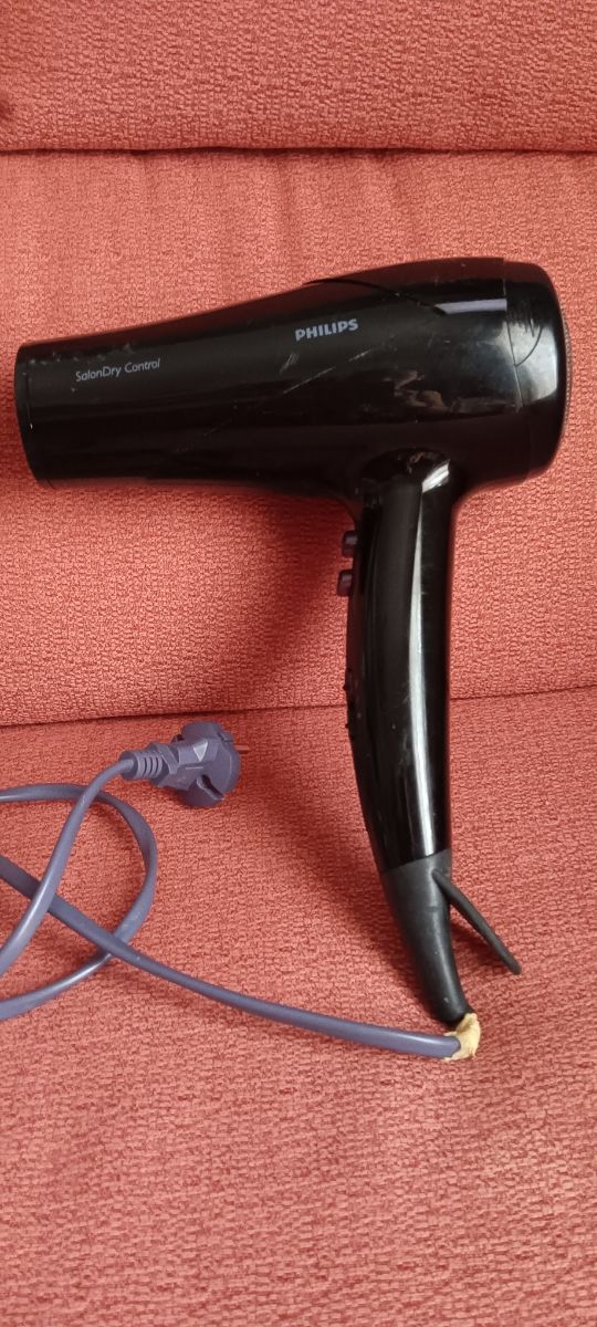 Secador Philips SalonDry Control
