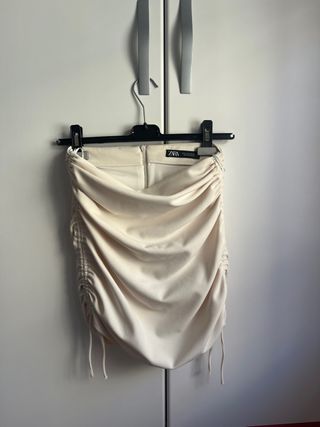 Mini Falda Zara beige - tiro alto