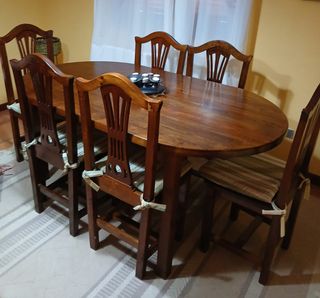 CONJUNTO MESA DE MADERA MACIZA Y 6 SILLAS