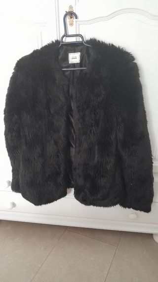 Chaquetón-abrigo Queens negro y boas sin estrenar 