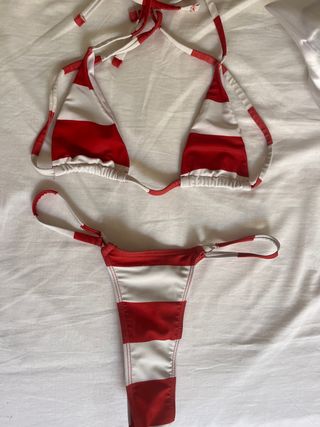 Bikini rayas rojas y blancas