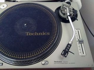 Plato tocadistos tornamesa Technics SL-1200MK2