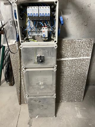 Cuadro eléctrico - 3 cajas