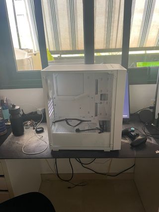Caja PC Gamer Aura Blanca