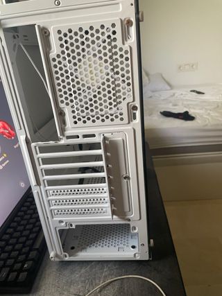 Caja PC Gamer Aura Blanca