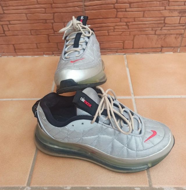 Zapatillas Nike Air Max 720 Plata de segunda mano por 29 EUR en