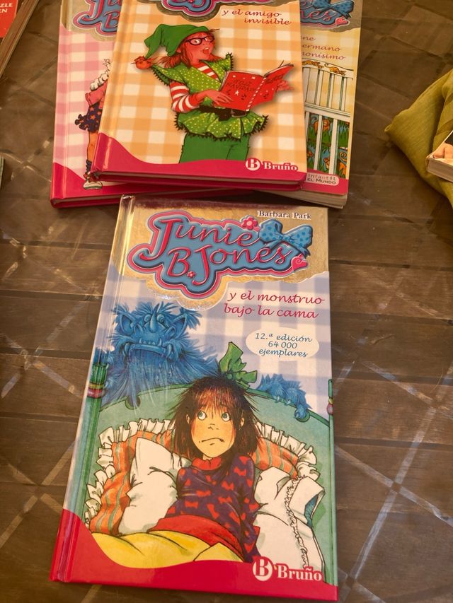Junie B. Jones y el amigo invisible (Spanish Ed...