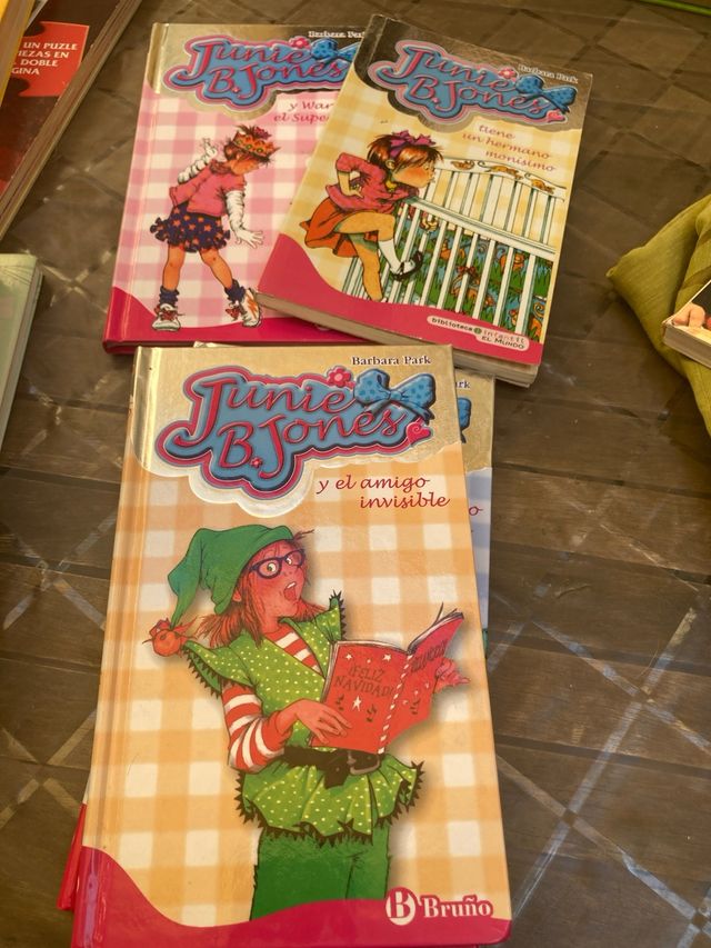 Junie B. Jones y el amigo invisible (Spanish Ed...