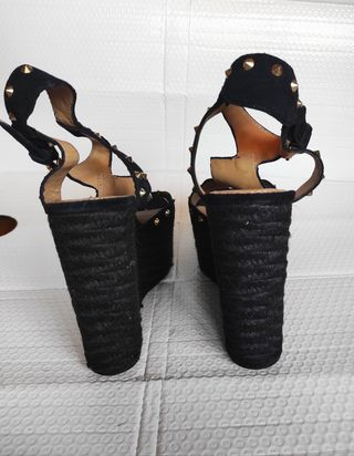 Sandalias Ash negras con cuña