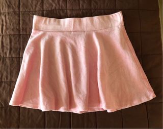 Falda rosa skater
