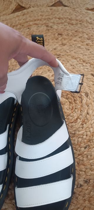 Sandali Dr. Martens bianchi