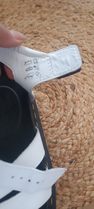 Sandali Dr. Martens bianchi