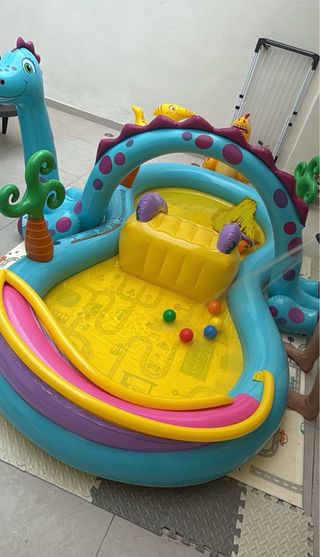 Piscina hinchable Dinos 