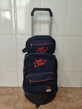 Mochila escolar + neceser Enso