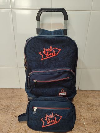 Mochila escolar + neceser Enso