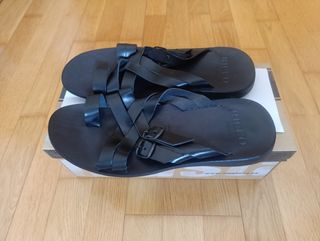 Chanclas Ricco piel nº42