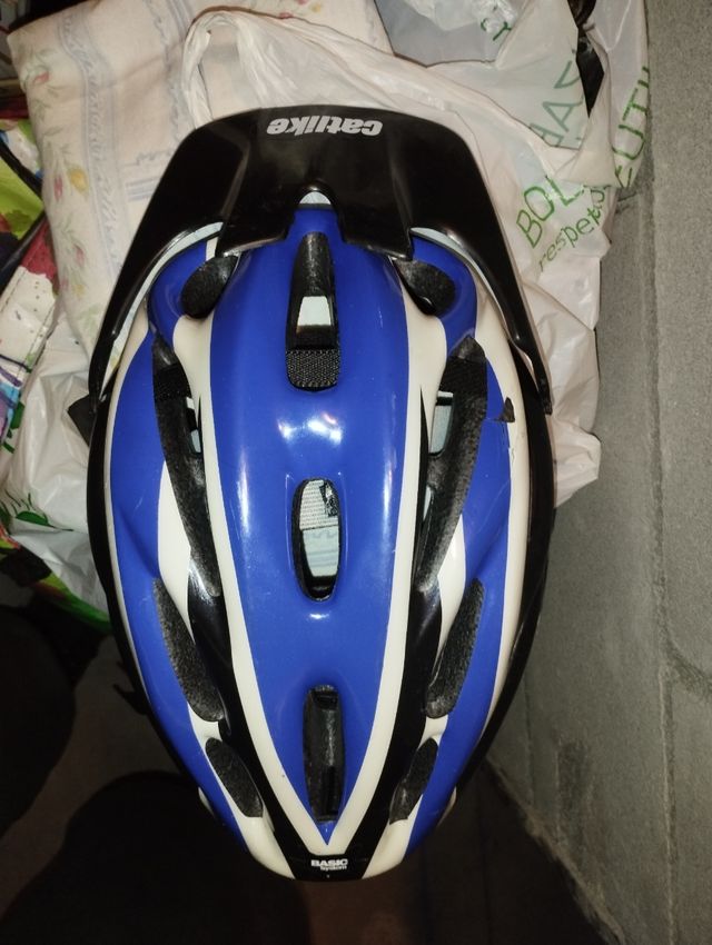 Casco bici azul - Basic System 18cm anc con visera
