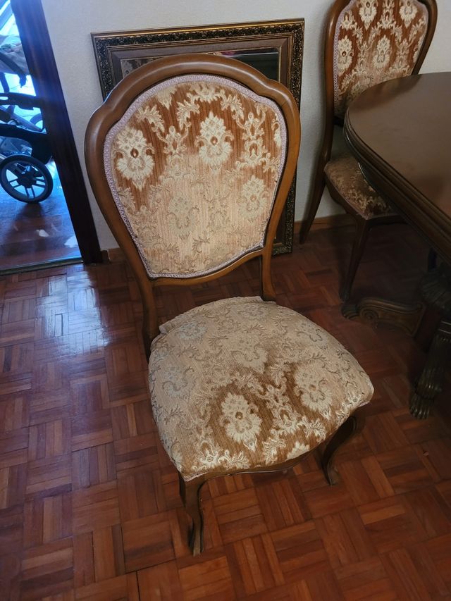 Mesa comedor madera + 6 sillas