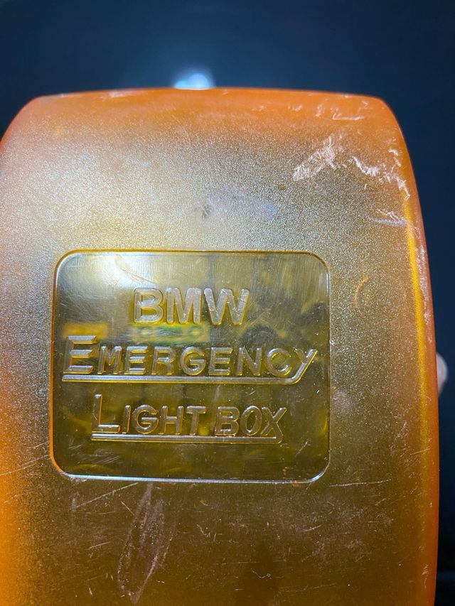 BMW Emergency Lightbox bmw luci di ricambio box