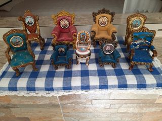 9 Mini Poltrone Ceramica - Souvenir