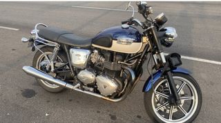 Triumph Bonneville T100 2009
